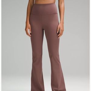 Lululemon Groove SHR Flare Pants Nulu